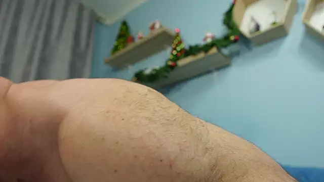 Muscle Bear online show from 01/11/25, 07:49