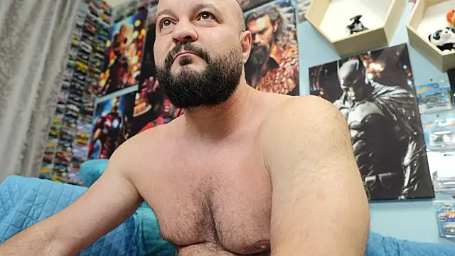 Muscle Bear online show from 09/18/25, 04:03