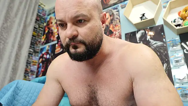 Muscle Bear online show from 11/04/25, 06:01