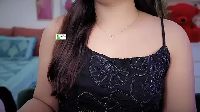 Snapshot of Sizzling__ZAARA chatting on 07/21/26, 07:49 Sizzling ZAARA online show from 07/21/26, 07:49