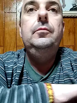 Snapshot of Hot-pico76 chatting on 12/27/24, 09:32 Hot-pico76 online show from 12/27/24, 09:32