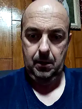 Snapshot of Hot-pico76 chatting on 01/01/25, 01:37 Hot-pico76 online show from 01/01/25, 01:37