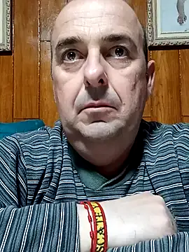 Snapshot of Hot-pico76 chatting on 02/01/25, 11:06 Hot-pico76 online show from 02/01/25, 11:06