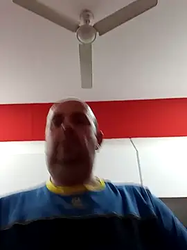 Snapshot of Hot-pico76 chatting on 02/05/25, 08:21 Hot-pico76 online show from 02/05/25, 08:21