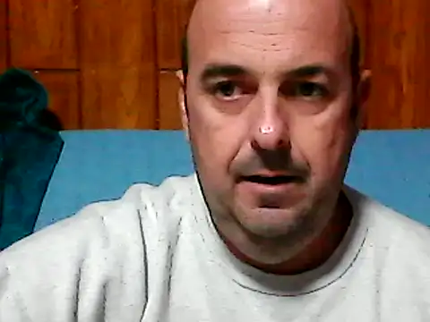 Snapshot of Hot-pico76 chatting on 12/15/25, 07:07 Hot-pico76 online show from 12/15/25, 07:07