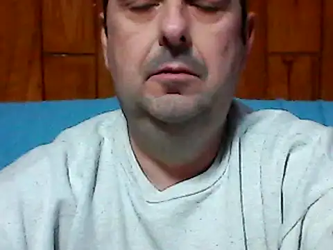 Snapshot of Hot-pico76 chatting on 02/08/26, 05:38 Hot-pico76 online show from 02/08/26, 05:38