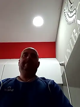 Snapshot of Hot-pico76 chatting on 04/07/26, 10:05 Hot-pico76 online show from 04/07/26, 10:05