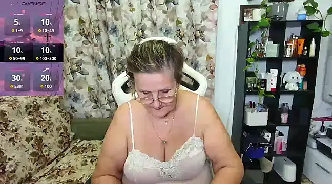 Selenna57 online show from 12/09/24, 07:07