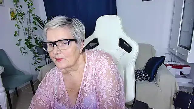 Selenna57 online show from 01/17/26, 06:44