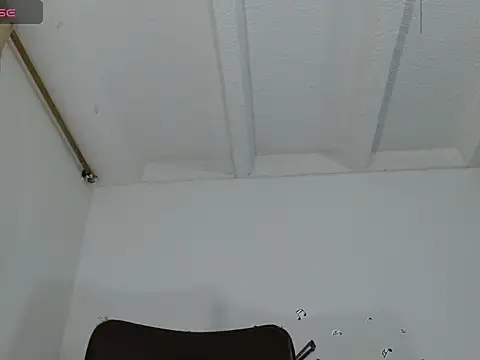 Snapshot of Alexaqueen1 chatting on 02/13/25, 11:04 Alexaqueen1 online show from 02/13/25, 11:04