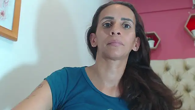 Snapshot of Amber_Moore chatting on 10/07/25, 12:30 Amber Moore online show from 10/07/25, 12:30