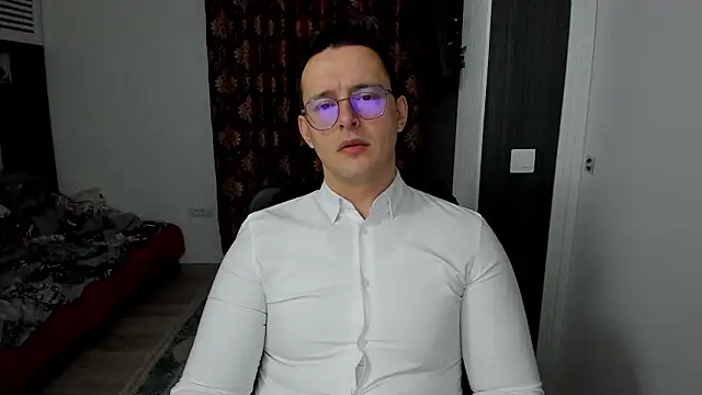 sexxymuscles4u online show from 02/17/26, 12:34