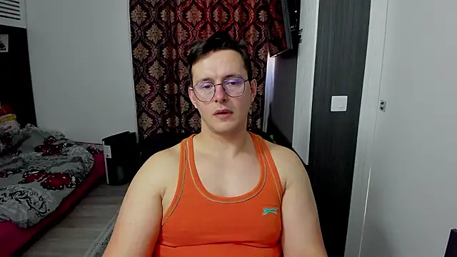 sexxymuscles4u online show from 03/01/26, 12:07