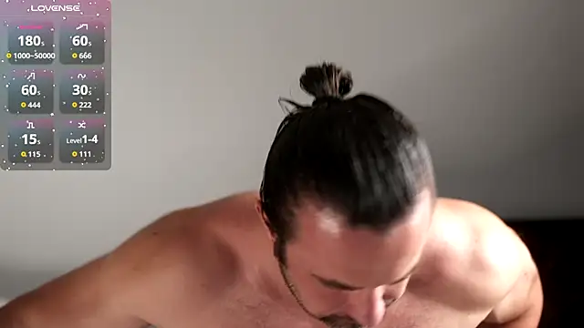 Snapshot of Jonathan___123 chatting on 11/26/25, 03:29 Jonathan 123 online show from 11/26/25, 03:29