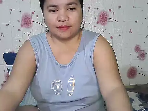 hotpussyxxx33x online show from 02/15/25, 12:54