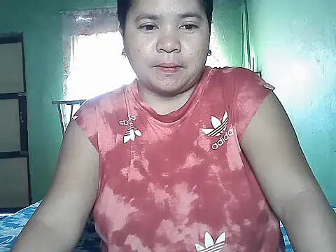 Snapshot of hotpussyxxx33x chatting on 04/14/26, 03:56 hotpussyxxx33x online show from 04/14/26, 03:56