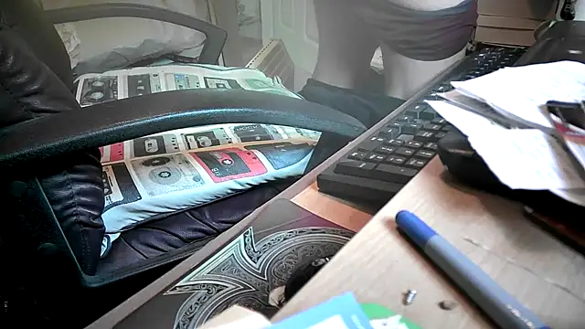 dirtyharry2022 online show from 01/15/25, 01:52