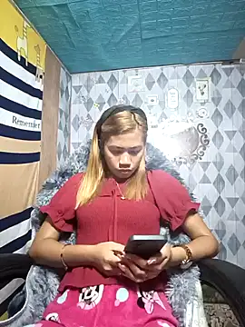 Cutie body11 online show from 12/10/24, 01:22