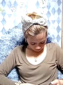 Cutie body11 online show from 01/13/25, 12:09