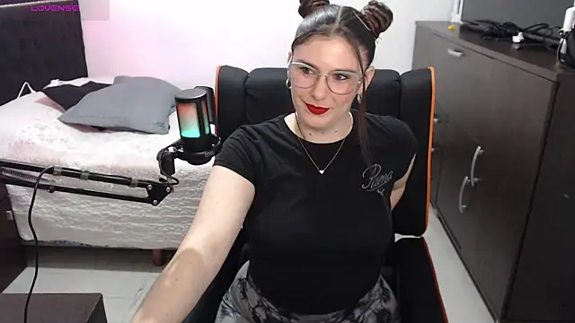 Snapshot of xxbbtaa chatting on 03/31/26, 01:29 xxbbtaa online show from 03/31/26, 01:29