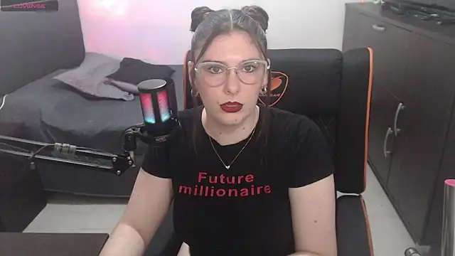 Snapshot of xxbbtaa chatting on 04/16/26, 01:28 xxbbtaa online show from 04/16/26, 01:28