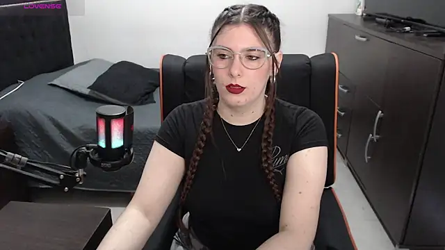 Snapshot of xxbbtaa chatting on 04/18/26, 08:09 xxbbtaa online show from 04/18/26, 08:09