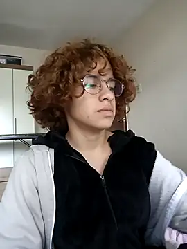 EmmaMelissa0521 online show from 12/22/24, 10:15