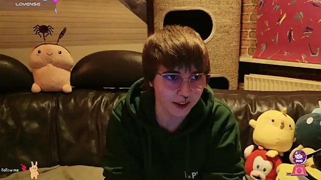 Snapshot of GamerGirl_Eve chatting on 10/29/25, 07:26 GamerGirl Eve online show from 10/29/25, 07:26