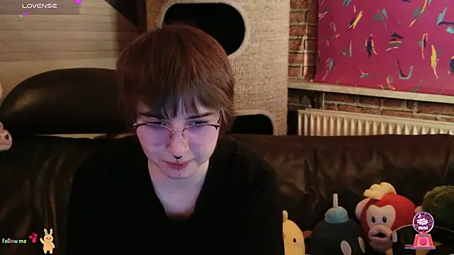 Snapshot of GamerGirl_Eve chatting on 11/09/25, 07:12 GamerGirl Eve online show from 11/09/25, 07:12