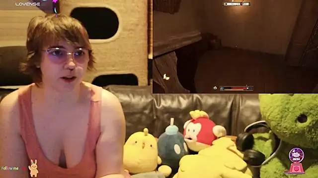 Snapshot of GamerGirl_Eve chatting on 11/11/25, 07:14 GamerGirl Eve online show from 11/11/25, 07:14