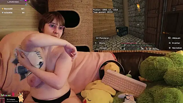 Snapshot of GamerGirl_Eve chatting on 12/13/25, 07:53 GamerGirl Eve online show from 12/13/25, 07:53