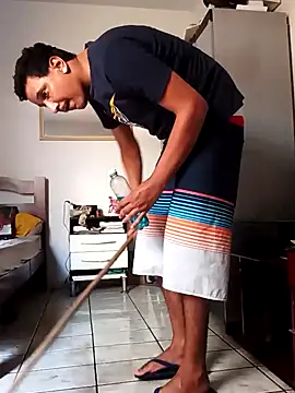 Snapshot of Faelpauzudo13 chatting on 03/05/26, 07:32 Faelpauzudo13 online show from 03/05/26, 07:32