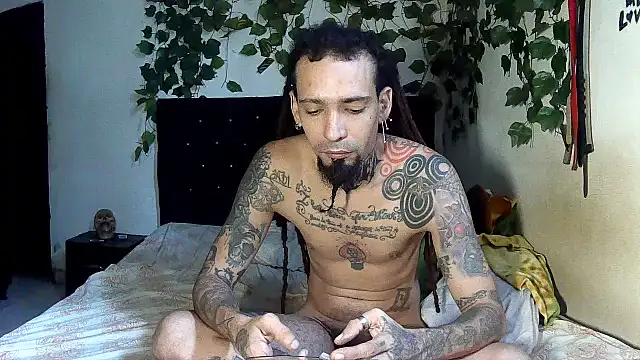 Snapshot of caribbeanlover1 chatting on 07/13/26, 02:42 caribbeanlover1 online show from 07/13/26, 02:42