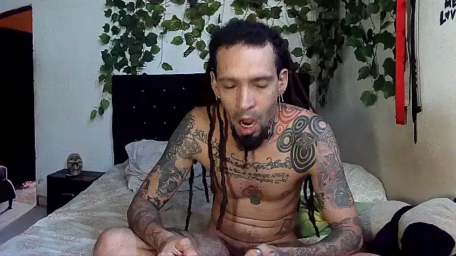 Snapshot of caribbeanlover1 chatting on 07/14/26, 12:22 caribbeanlover1 online show from 07/14/26, 12:22