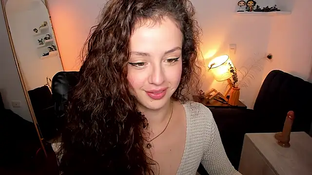 Cassandra Caiin online show from 02/09/26, 12:03