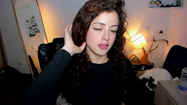 Snapshot of Cassandra_Caiin chatting on 03/13/26, 02:18 Cassandra Caiin online show from 03/13/26, 02:18