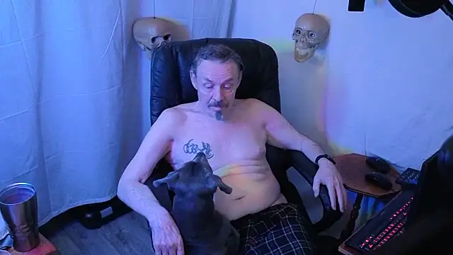 Snapshot of Richy__Rich_ chatting on 10/11/25, 03:39 Richy  Rich  online show from 10/11/25, 03:39