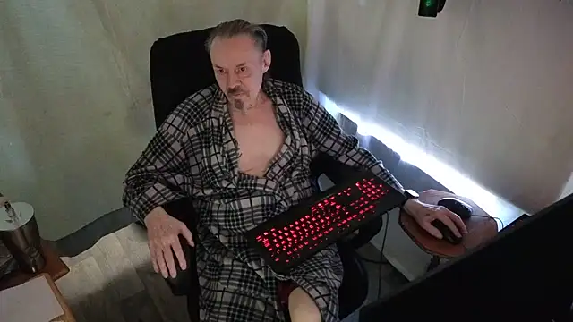 Snapshot of Richy__Rich_ chatting on 03/18/26, 07:50 Richy Rich online show from 03/18/26, 07:50