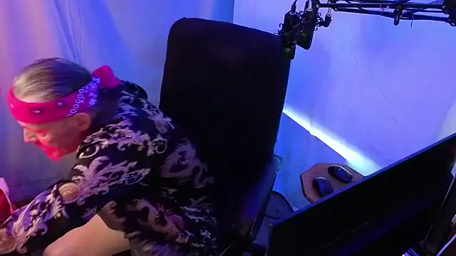 Snapshot of Richy__Rich_ chatting on 04/02/26, 11:35 Richy Rich online show from 04/02/26, 11:35