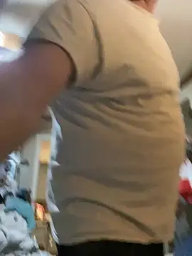 Snapshot of smokeymt420 chatting on 01/19/25, 02:36 smokeymt420 online show from 01/19/25, 02:36