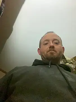 Snapshot of smokeymt420 chatting on 01/23/25, 01:56 smokeymt420 online show from 01/23/25, 01:56