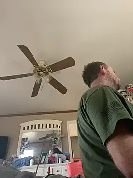 Snapshot of smokeymt420 chatting on 01/24/25, 06:46 smokeymt420 online show from 01/24/25, 06:46