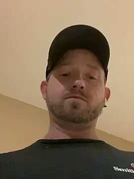 Snapshot of smokeymt420 chatting on 02/14/25, 06:02 smokeymt420 online show from 02/14/25, 06:02