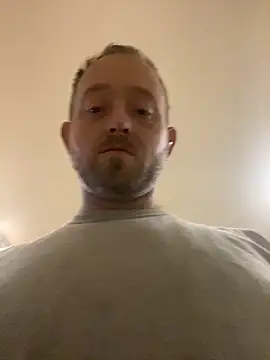 Snapshot of smokeymt420 chatting on 03/16/25, 11:49 smokeymt420 online show from 03/16/25, 11:49