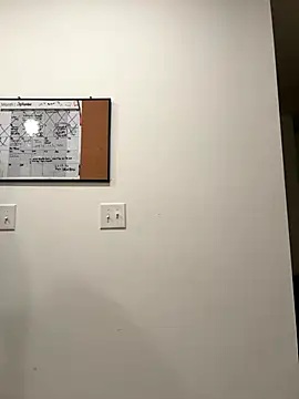 Snapshot of smokeymt420 chatting on 09/17/25, 04:58 smokeymt420 online show from 09/17/25, 04:58