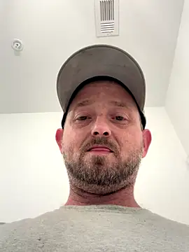 Snapshot of smokeymt420 chatting on 09/23/25, 12:24 smokeymt420 online show from 09/23/25, 12:24