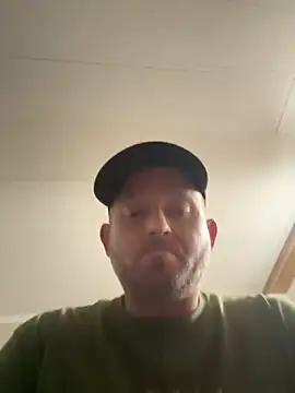 Snapshot of smokeymt420 chatting on 12/02/25, 05:35 smokeymt420 online show from 12/02/25, 05:35