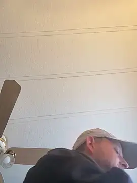 Snapshot of smokeymt420 chatting on 12/14/25, 06:34 smokeymt420 online show from 12/14/25, 06:34