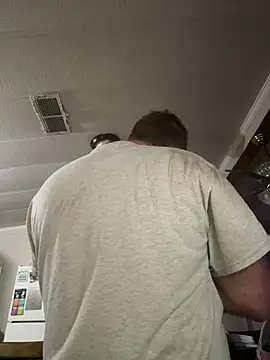 Snapshot of smokeymt420 chatting on 01/12/26, 12:32 smokeymt420 online show from 01/12/26, 12:32