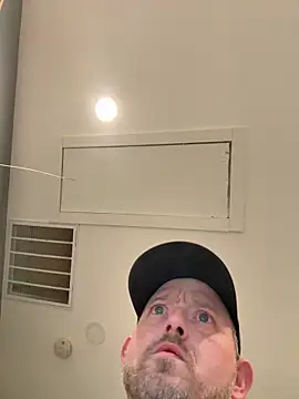 Snapshot of smokeymt420 chatting on 02/13/26, 08:10 smokeymt420 online show from 02/13/26, 08:10